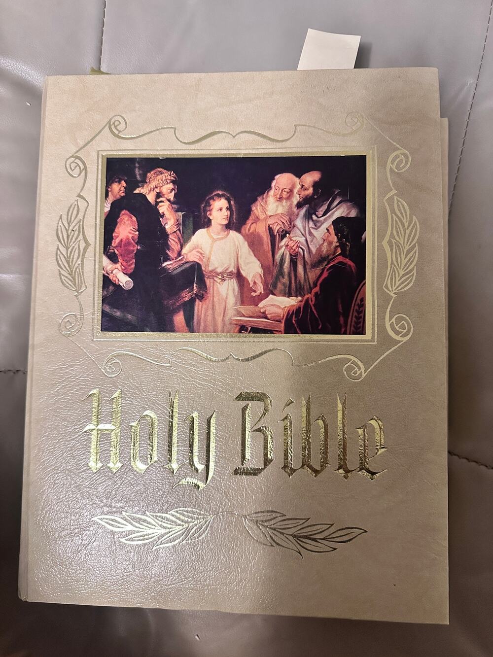Vintage 80s KJV Master Heirloom Family Bible